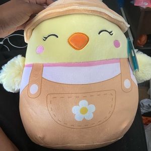 Chick squishmallow